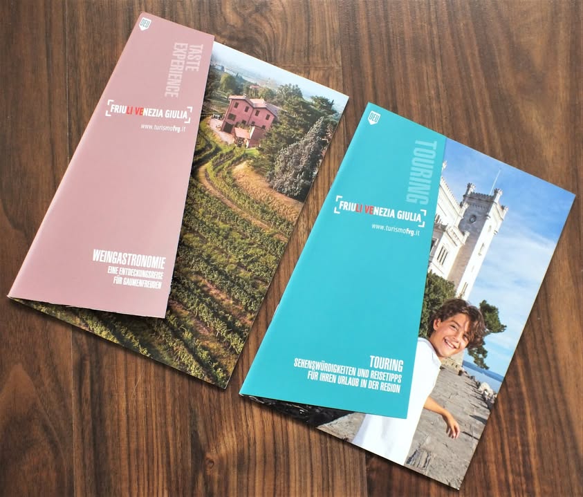 Broschüren „Weingastronomie“ und „Touring. PromoTurismoFVG