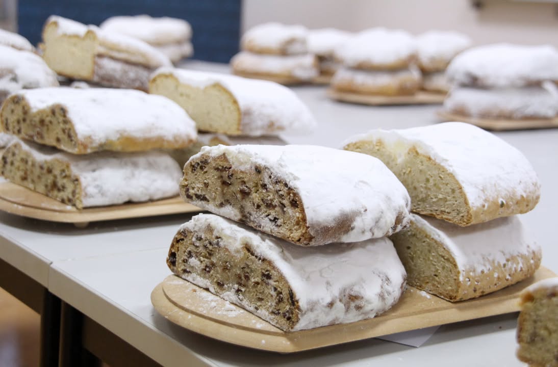 Geprüfte Erzgebirgsstollen von Handwerksbäckereien. Foto: TVE/ Stefanie Hartmann