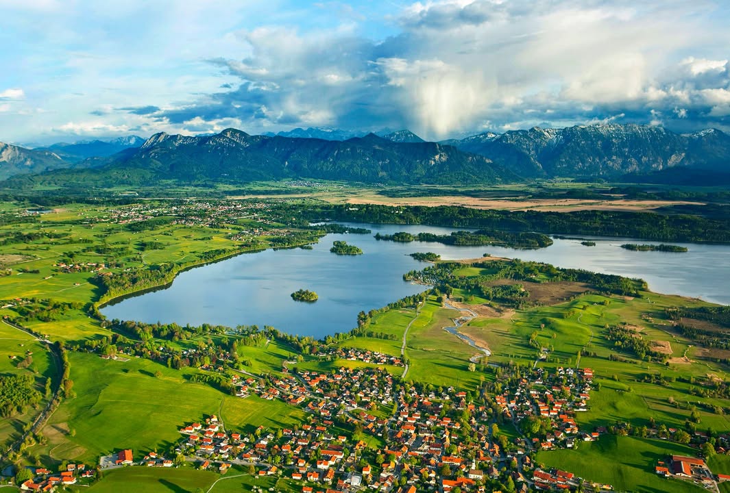 Inspirationsquelle: Das Blaue Land rund um den Staffelsee. Foto: Das Blaue Land, Stoess