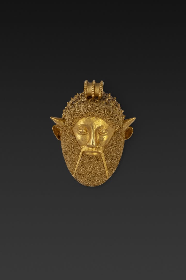 Anhänger in Form des Kopfes vom Flussgott »Acheloos«, Nachbildung, Mitte 19. Jh.
© Villa Giulia Etruscan National Museum, Rome Etrusker