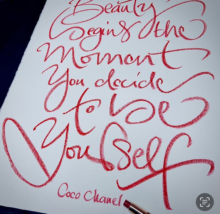 Jeannine Platz, Artist Kalligraphie. CHANEL Lippenstift