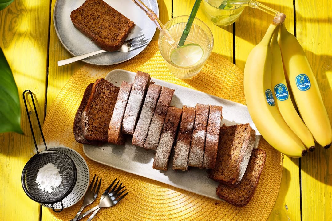 Chiquita Bananenbrot mit veganer Erdnussbutter