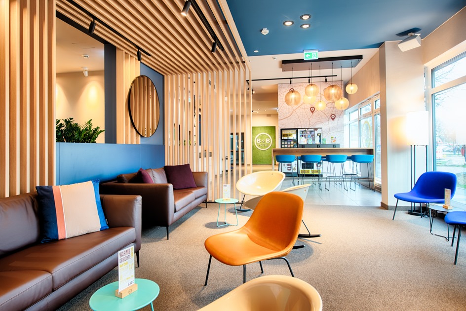 B&B HOTEL in Hamburg City Ost, Lobby. Foto: © B&B HOTELS