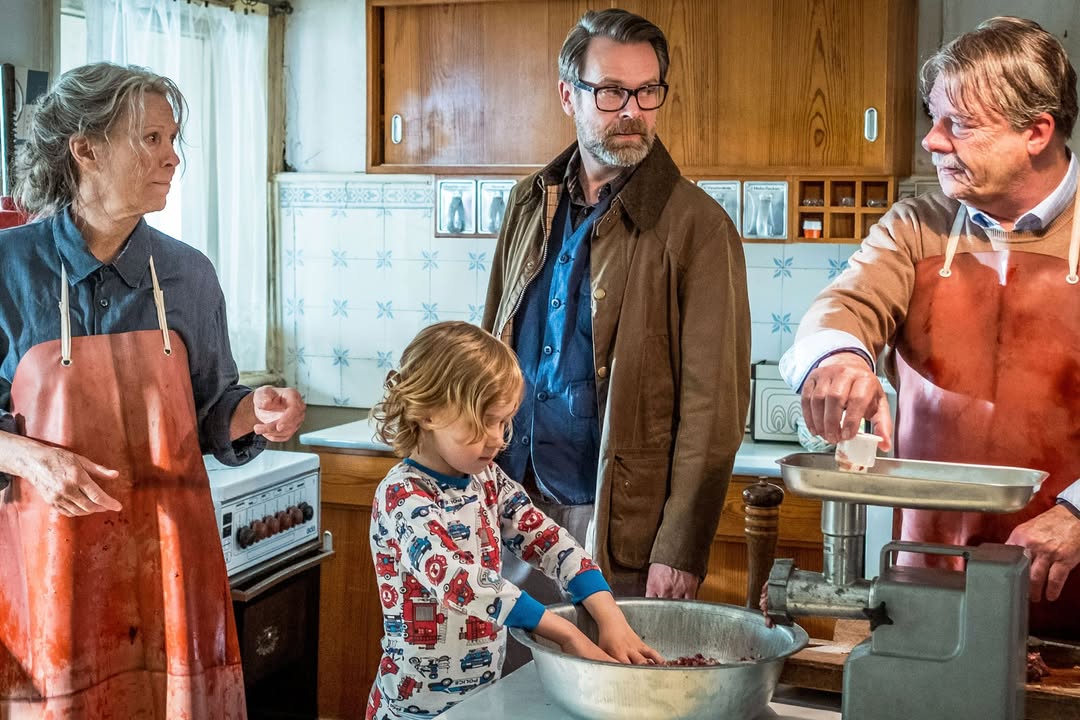 „Altes Land“ Vera Eckhoff, Leon, Burkhardt Weisswerth als Matthias Matschke, Hinni